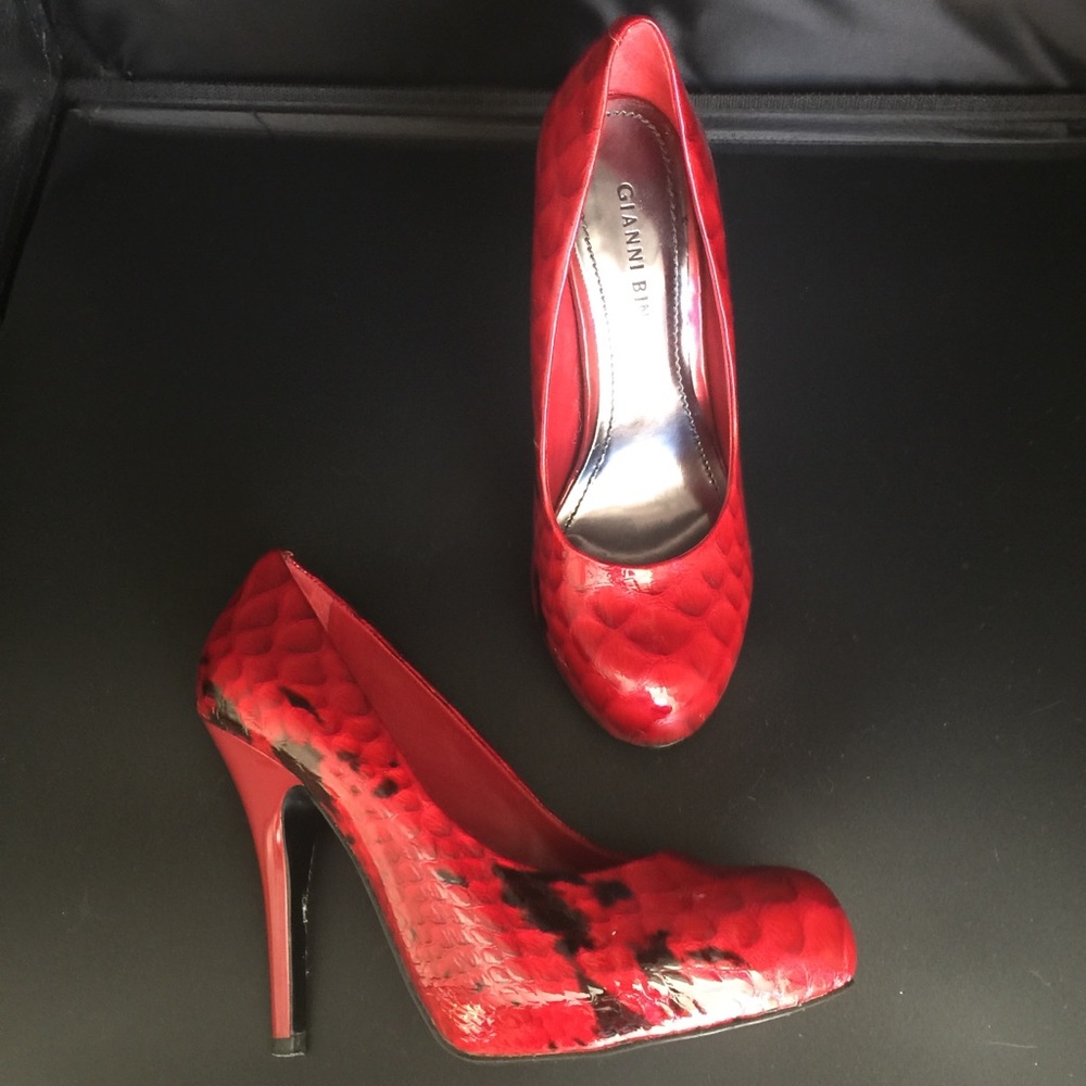 Gianni Bini Red/Black 5 Inch Heels Sz 7.5 - Picture 1 of 11
